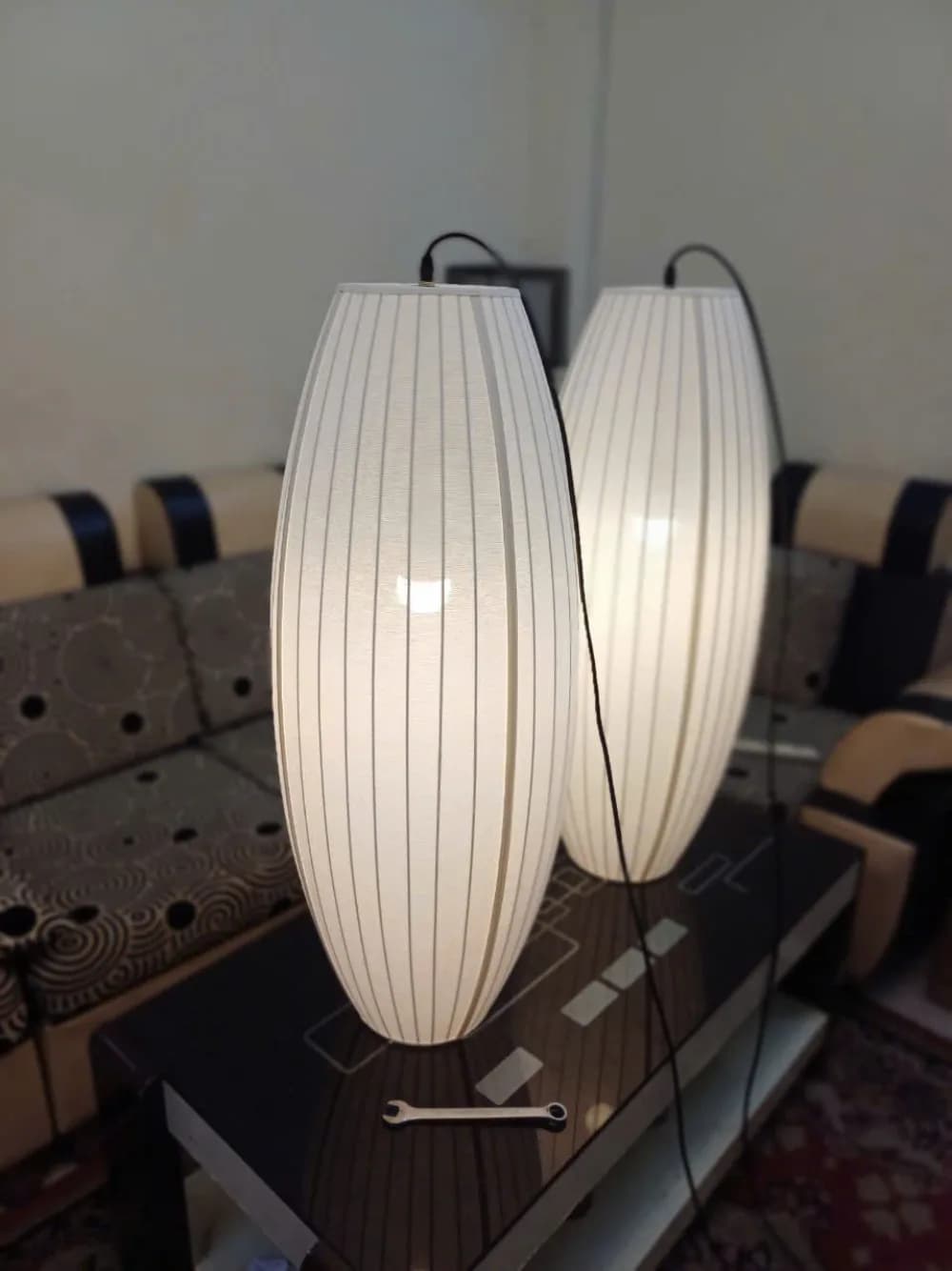 Đèn vải dáng bầu oval xếp sọc dọc, mẫu hot trend tại KAHA năm 2026