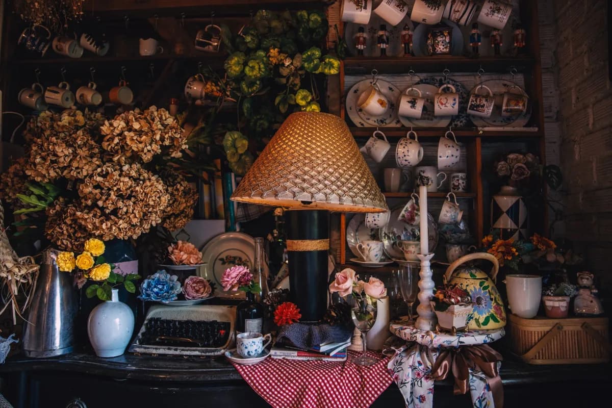 Chao đèn may đo theo bản vẽ kiến trúc sư — ảnh minh họa