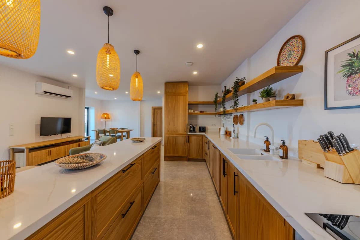 Đèn Mây Tre Cao Cấp — Thủ Công Bình Định × Vải Lụa Bảo Lộc — ảnh minh họa