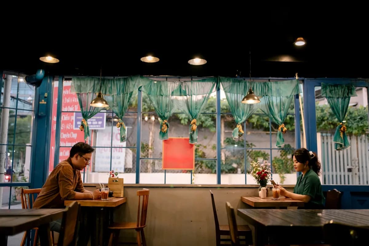 Đèn Trang Trí Nhà Hàng Cafe Tại Thái Nguyên — ảnh minh họa