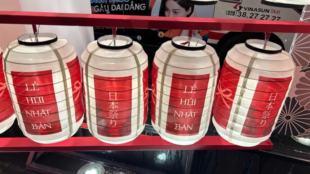 đèn nhật oval trắng in logo roku gin rượu nhật kaha