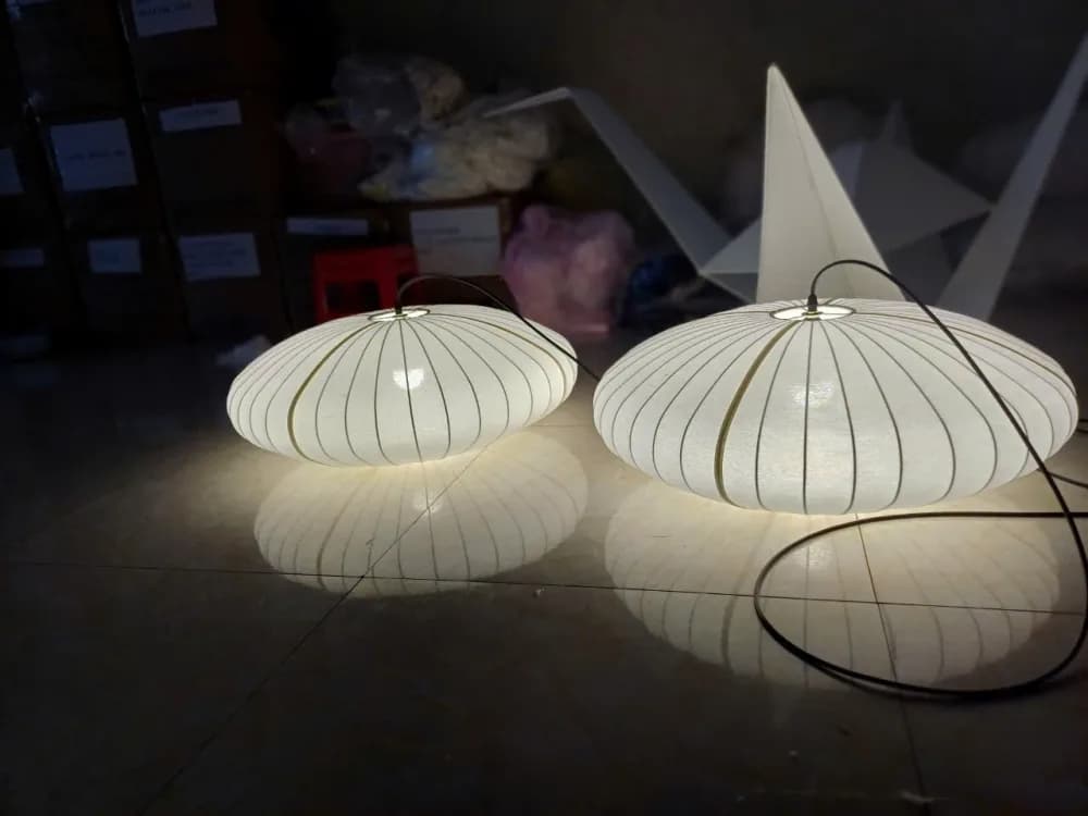 đèn vải bầu đĩa dẹt ufo sọc dọc treo bàn dài kaha
