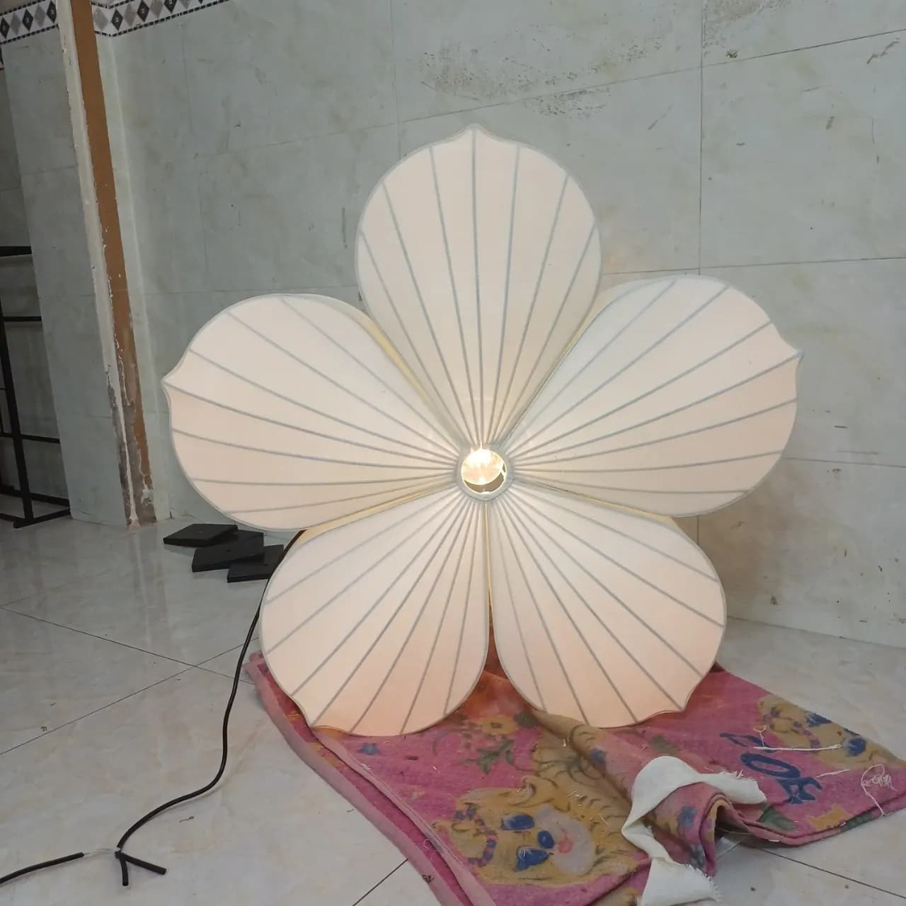 Đèn giấy dó hình hoa 5 cánh làm thủ công KH-GD02 thumbnail 2