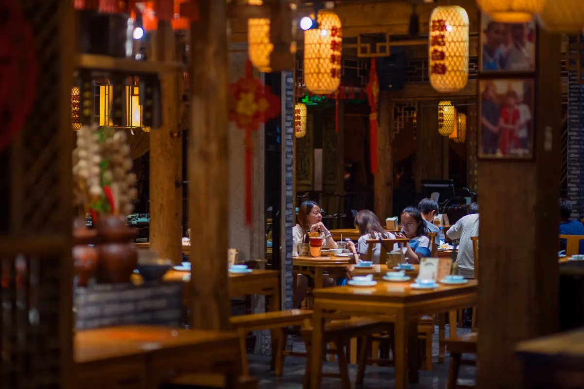 Bảng Giá Đèn Quán BBQ Nướng 2026 — Tham Khảo Theo Loại Và Số Lượng — ảnh minh họa