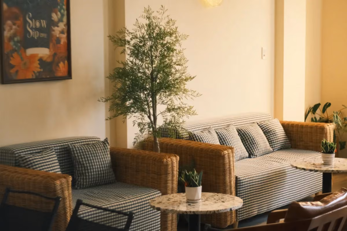Đèn Mây Tre Cho Boutique Thời Trang — Gia Công B2B — ảnh minh họa