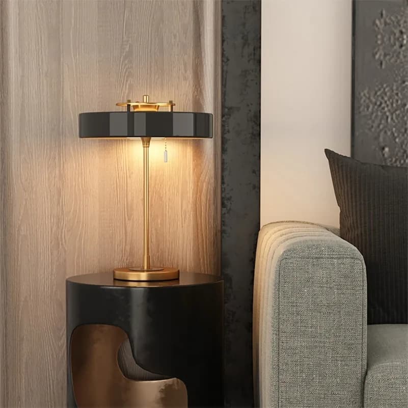 Đèn bàn chụp đĩa dẹt đen công tắc dây kéo KH-DB181 Đèn bàn chụp đĩa dẹt đen công tắc dây kéo KH-DB181