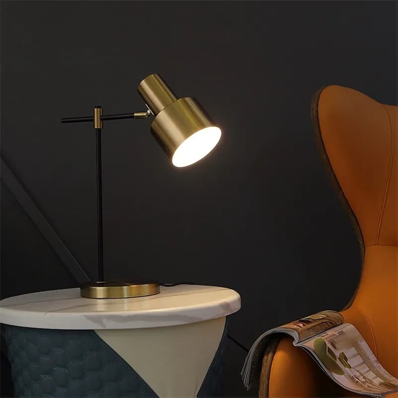 Đèn bàn cột đen chụp trụ vàng đồng đầu xoay KH-DB160 Đèn bàn cột đen chụp trụ vàng đồng đầu xoay KH-DB160