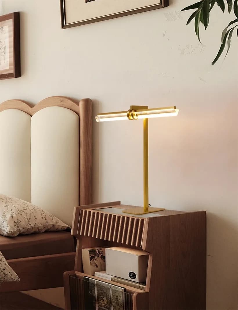 Đèn để bàn thanh pha lê chữ T đế vuông cao 50cm KH-DB199 Đèn để bàn thanh pha lê chữ T đế vuông cao 50cm KH-DB199
