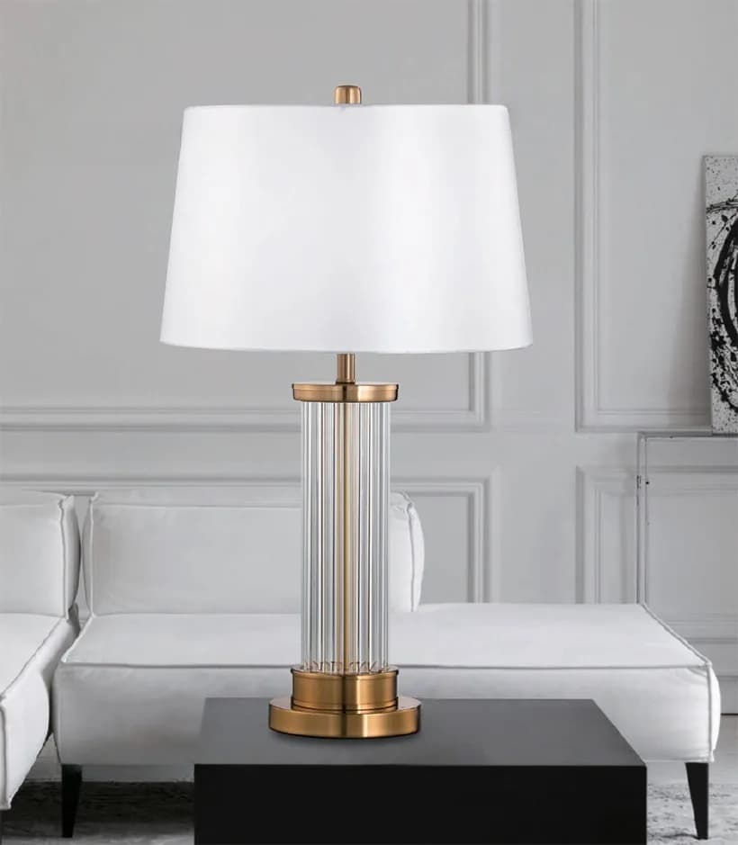 Đèn để bàn trụ thủy tinh gân dọc chụp vải trắng KH-DB124 Đèn để bàn trụ thủy tinh gân dọc chụp vải trắng KH-DB124