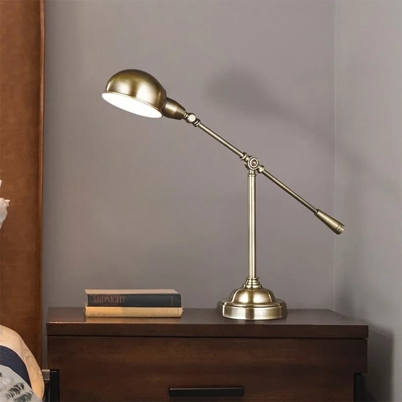 Đèn ngủ để bàn đồng cổ chụp dome tay đối trọng KH-DB175 Đèn ngủ để bàn đồng cổ chụp dome tay đối trọng KH-DB175