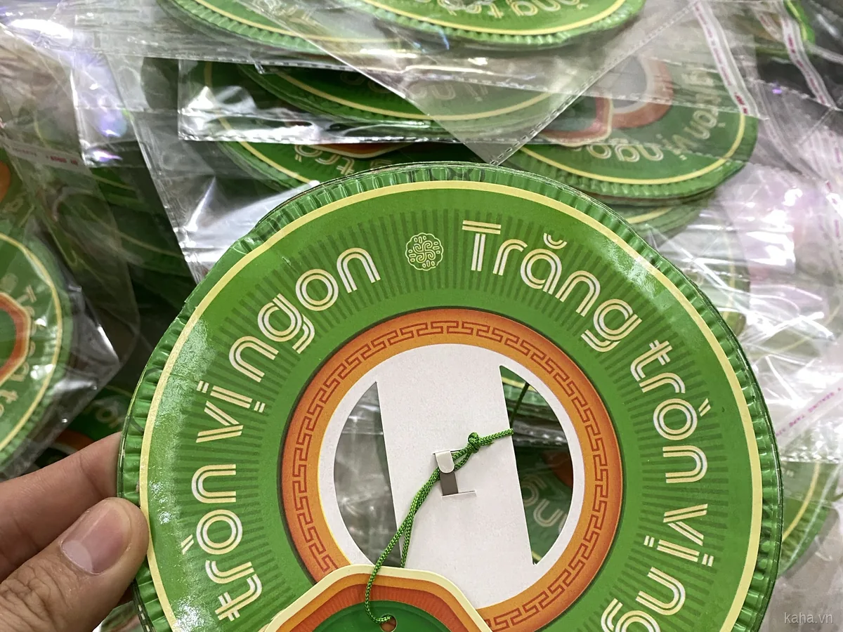 Đèn lồng in logo GrabMart Trung Thu — KAHA xưởng TP.HCM